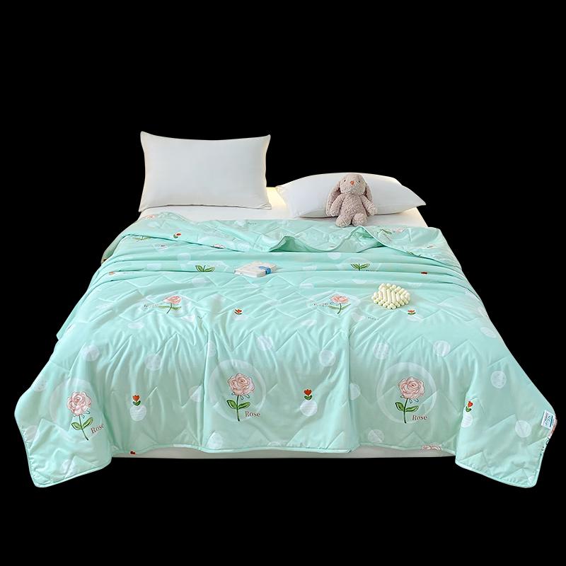 

Louis Kellog Rose Life Soft Quilt 150x200cm
