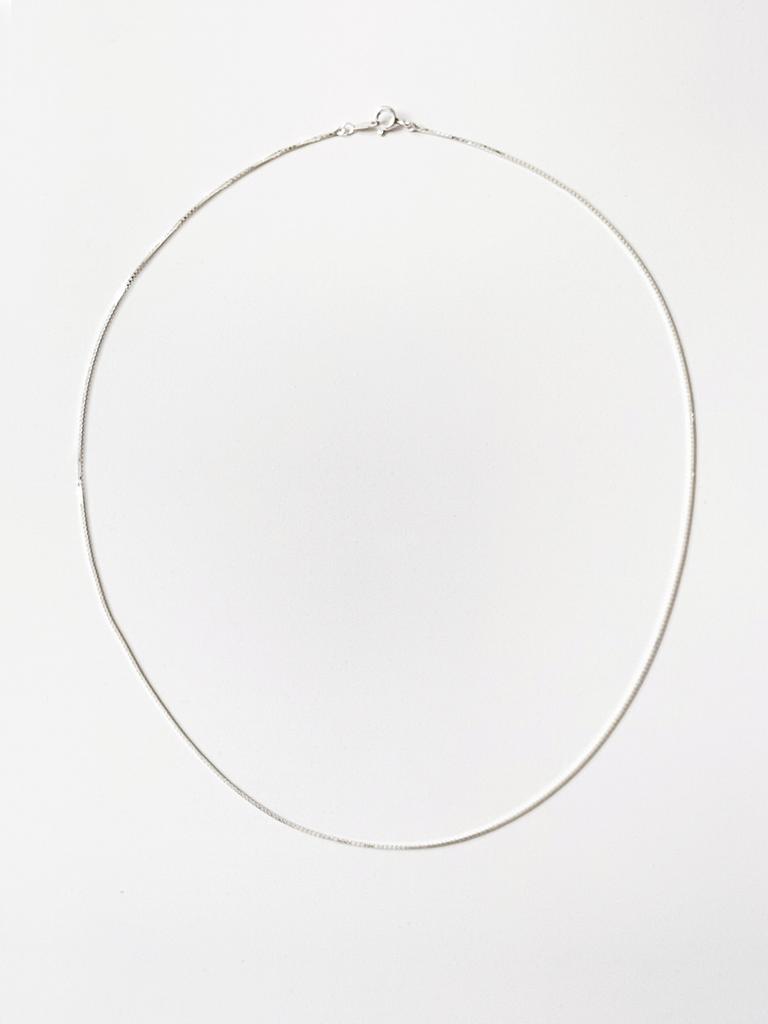 Elyona Box Chain Necklace