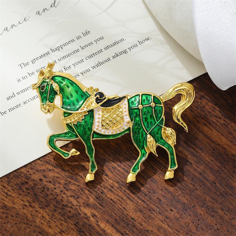 Vintage Enamel Alloy Galloping War Horse Zodiac Pony Brooch Pins Women Men Fashion Clothing Accessories Suit Lapel Corsage Gifts