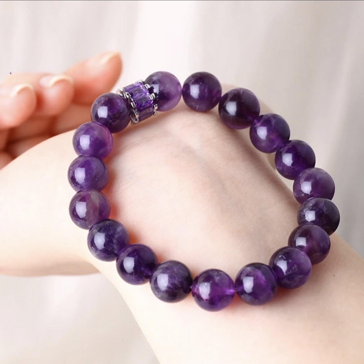 

Uruguay Amethyst Crystal Bracelet for Women – Elegant, High-End Style