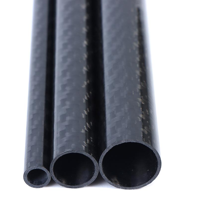 1ks Trubka z uhlíkových vláken Délka 500 mm Průměr 8-18 mm Pro RC model letadla