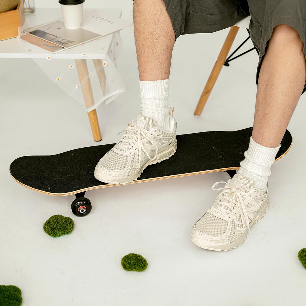 New Balance 410v5 Milk Tea Sneakers MT410SA5