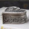 1 Stück Vintage Blume Geschnitzt Herzförmig Zinklegierung Schmuckschatulle Organizer Klassische Verzierungen für Halskette Ring Aufbewahrung