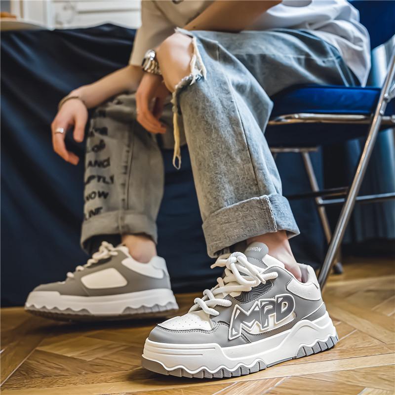 Men's Run Sneaker Thick-soled Youth Casual Cricket Shoes Male Fashion Trend Board Comfort Skateboard Shoes Outdoor Walking Shoe