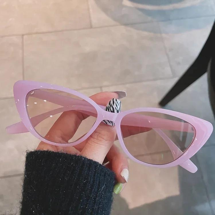 Vintage Small Frame Cat Eye Sunglasses Women for Men Popular Sun Glasses Punk Luxury Brand Designer Retro Sexy Pink Shades UV400