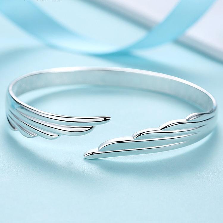 Ladies Fashion Angel Wing Bracelet Z185