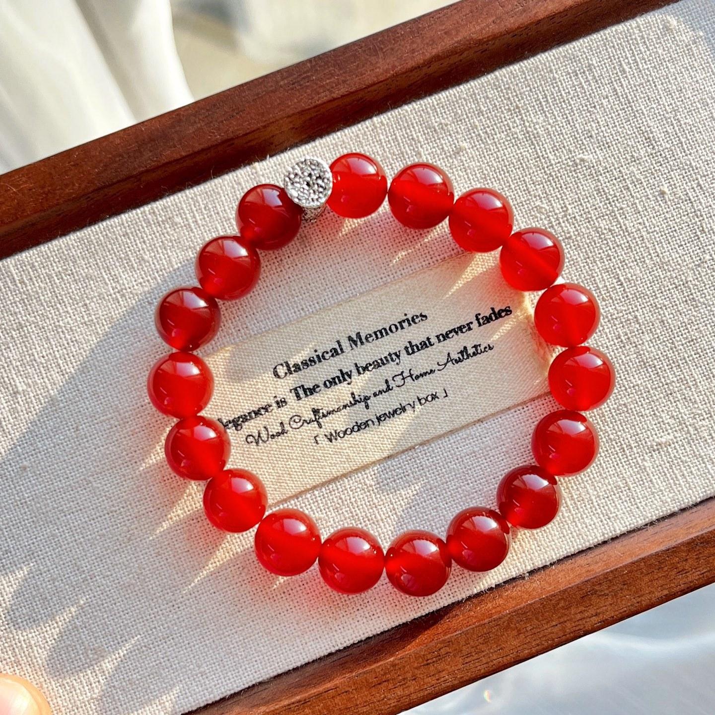 10Mm High Quality Pigeon Blood Red Vitreous Natural Chalcedony Bracelet Bracelet