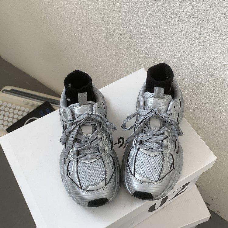 

Летние белые туфли, увеличивающие рост, мужские кроссовки Ins Trend, дышащие повседневные кроссовки Niche Retro с толстой подошвой 40 серебряный