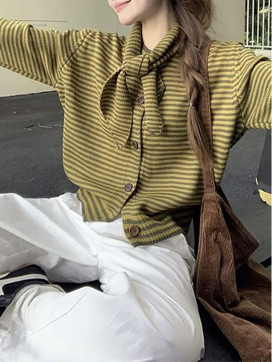 

Женский полосатый вязаный кардиган на завязках Design Sense - Коллекция Осень/Зима 2025. One Size (80-125cm) жёлтый/зелёный