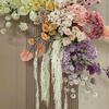 Decoração de casa – Flores e coroas artificiais