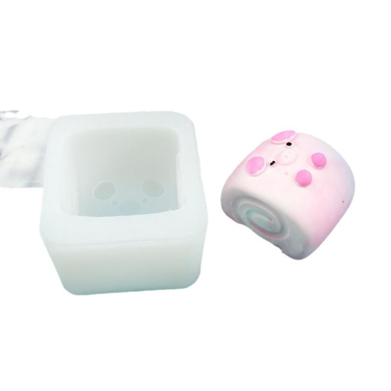 Piggy Silicone Pinching Molds for Milk Bites, Buns, Hawaiian Rolls, Cheese, and Bagels