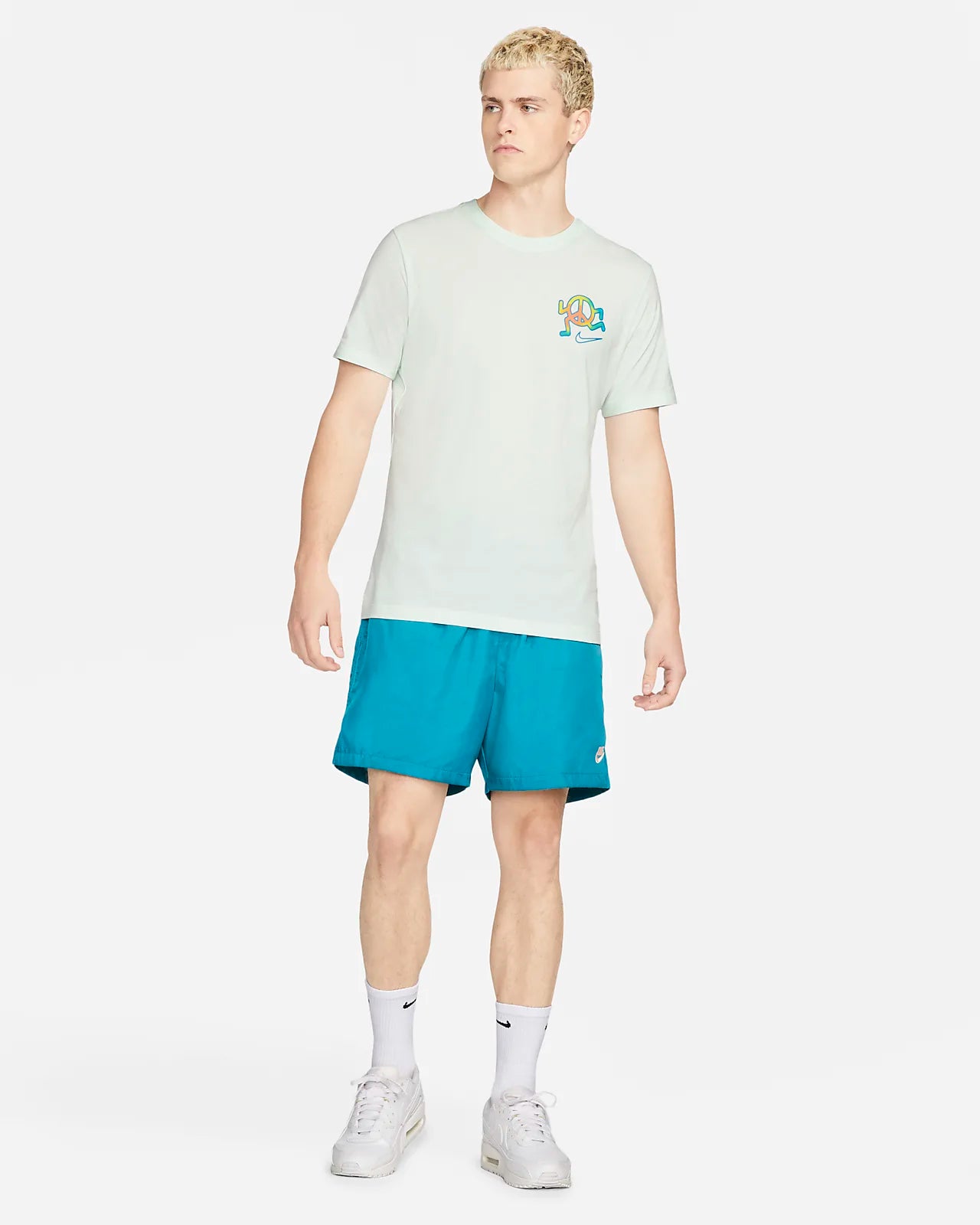 

Nike T-shirt Sportswear L / Green
