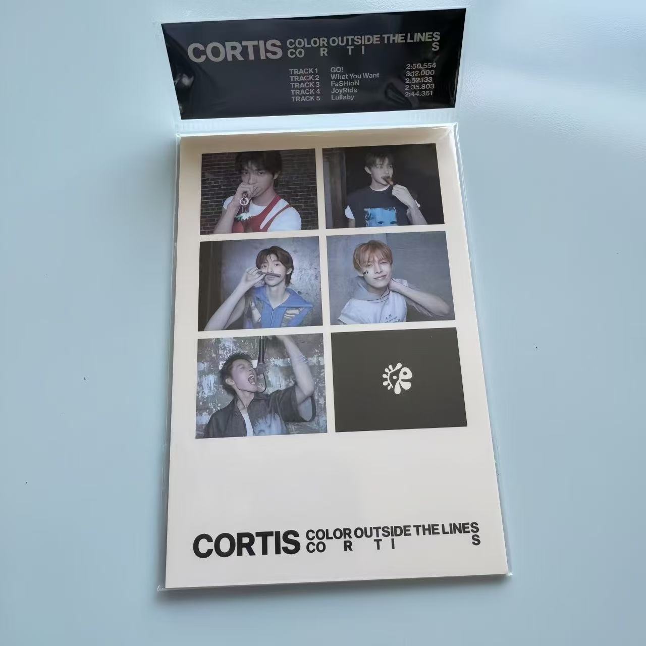 Cortis COLOR OUTSIDE THE LINES Weverse Albums B-ver
