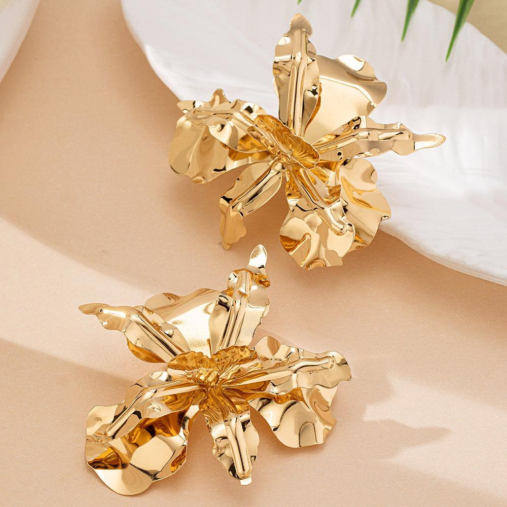 European and American Exaggerated Temperament Metal Feeling Oversized Flower Earrings Female Internet Celebrity Personality Street Shot Flower Earring