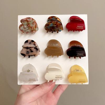 Kleine Haarspange Acetat Haarkrallen für Frauen und Mädchen 3,5 cm Niedliche herzförmige Mini-Clips Haaraccessoires Haiklammer und Clips