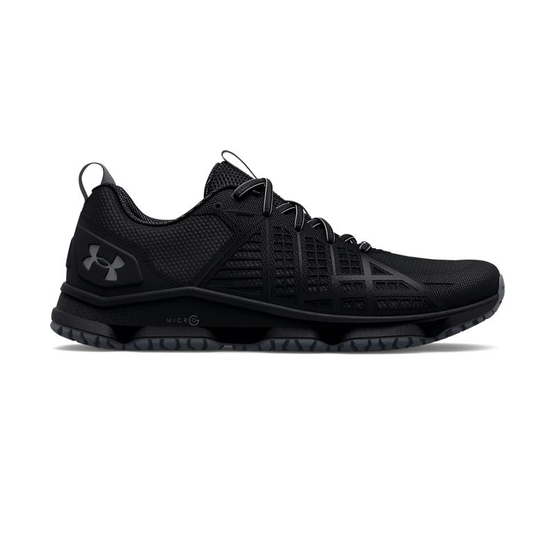 Under Armour Micro G Strikefast Men s Outdoor Shoes EU 42.5
