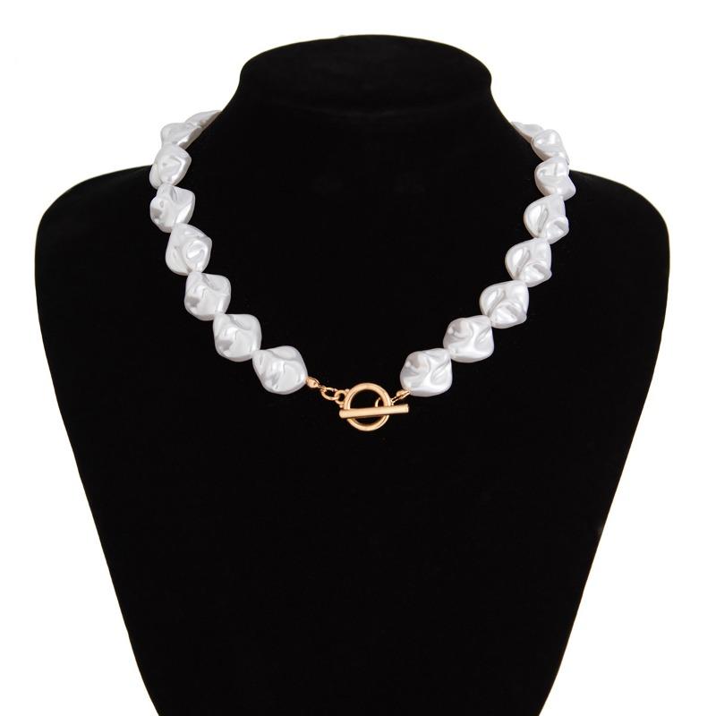 Fashion Irregular Shaped Faux Pearl Light Luxury Metal Clavicle Necklace Jewelry