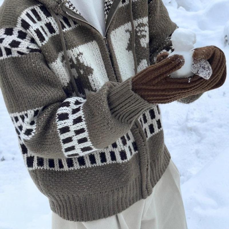 Pánský retro vánoční svetr s kapucí: Zimní žakárový kardigan na zip