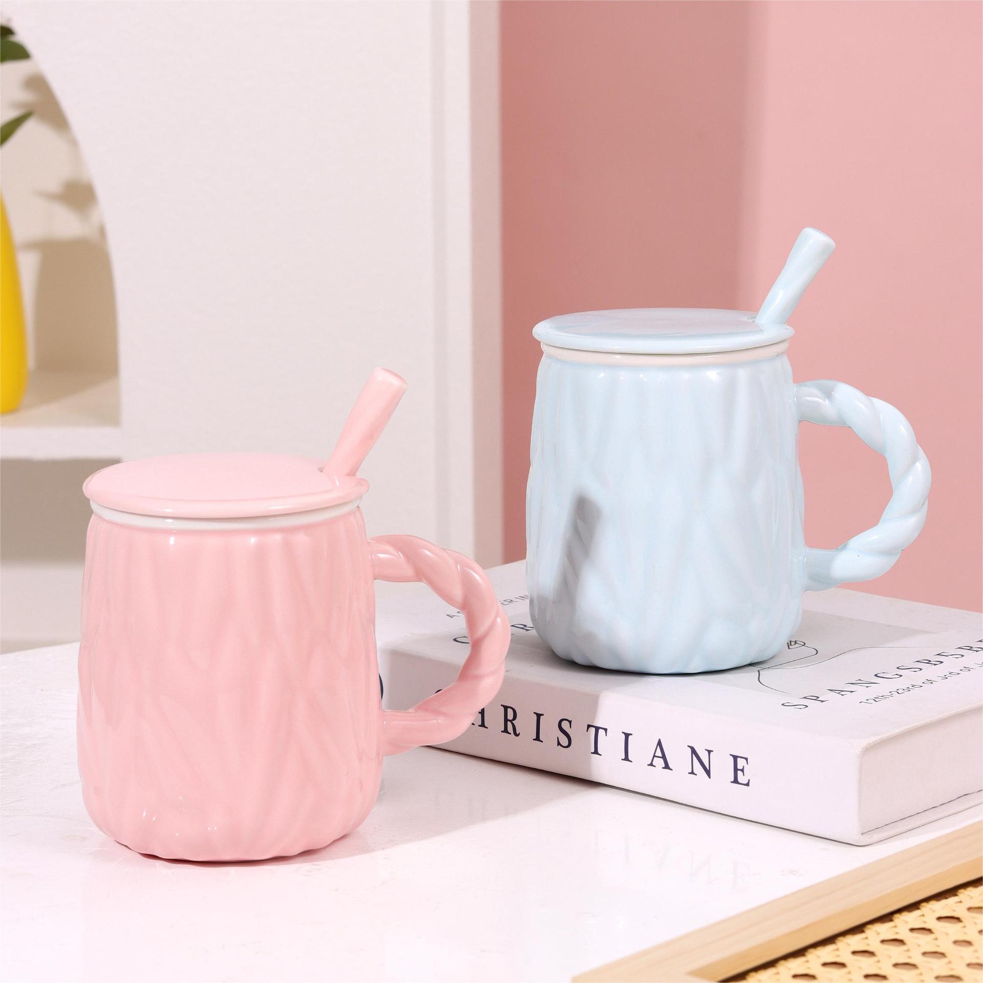 

Высокая кружка с изображением девушки в форме сердца, милая керамическая чашка для пары, рельефная креативная чашка для воды, офисная кофейная чашка 450ml