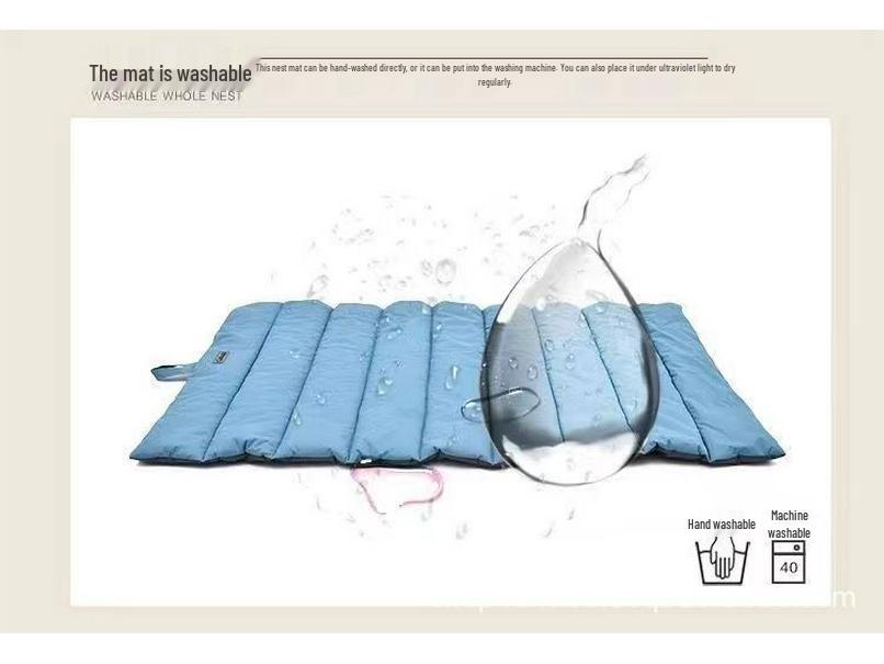 Four Seasons Bite-Resistant Waterproof Dog House with Dual-Sided Mat for Large Dogs