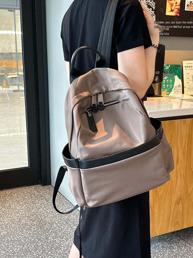 

Женский модный рюкзак для поездок большой вместимости - Коллекция Осень/Зима 2025