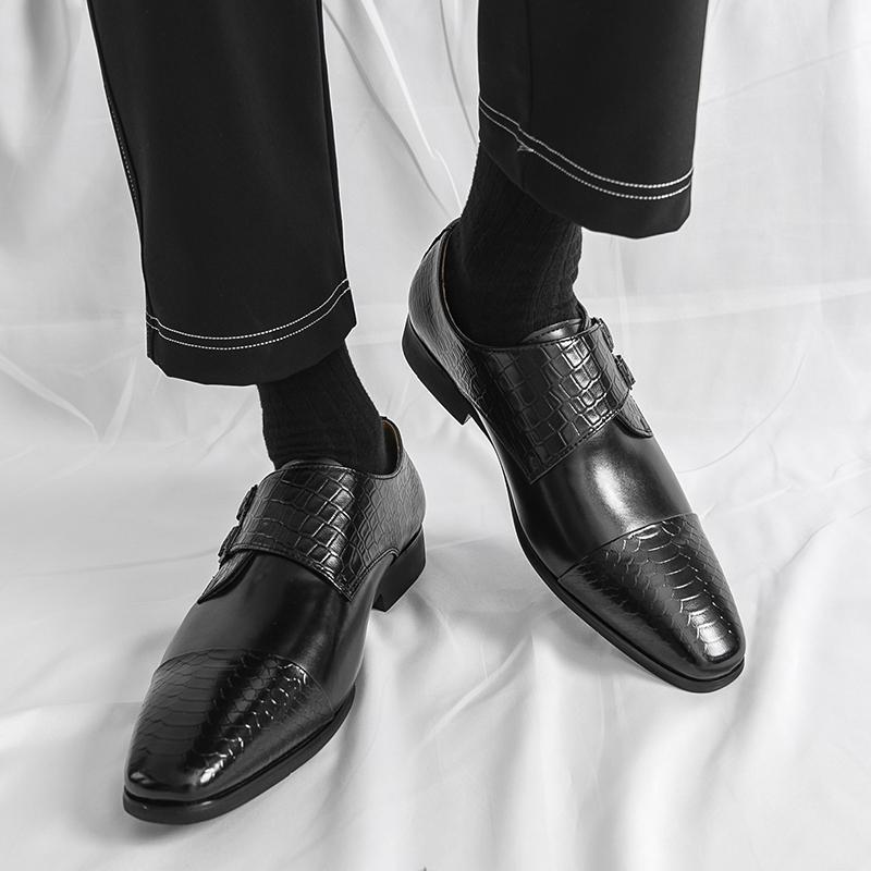 Gentleman Luxury New Black Brown Pointed Leather Shoes Men Designer Monk Strap Loafers Formal Wedding Dress Homecoming Footwear