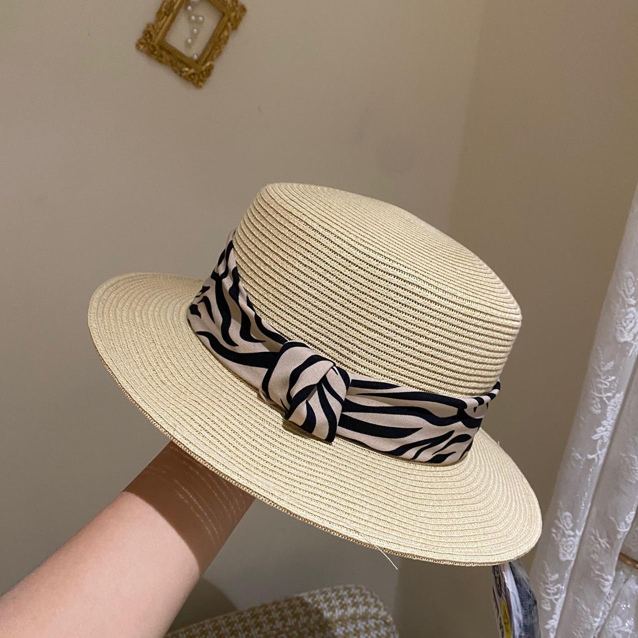 

Ветер новый дизайнерский зебровый узор плоский верх женская летняя пляжная шляпа вогнутая форма солнцезащитная Adult (56-58cm) бежевый
