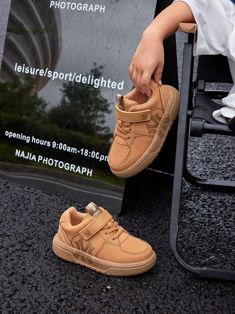 2025 Kids' Lightweight White Sneakers: Breathable Outdoor Shoes for Boys & Girls