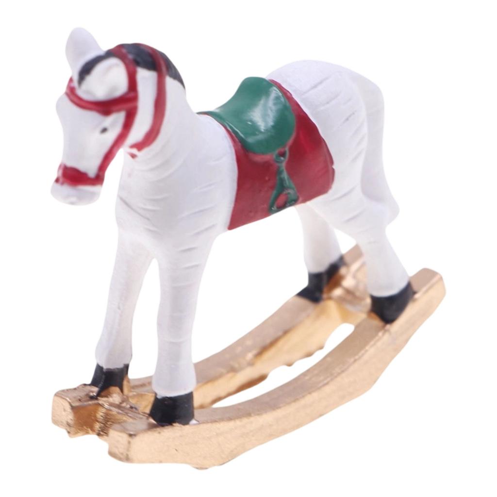 Hand Carved Miniature Christmas Wooden Horse Ornament Eco Friendly Safe Decor For Dollhouse Display