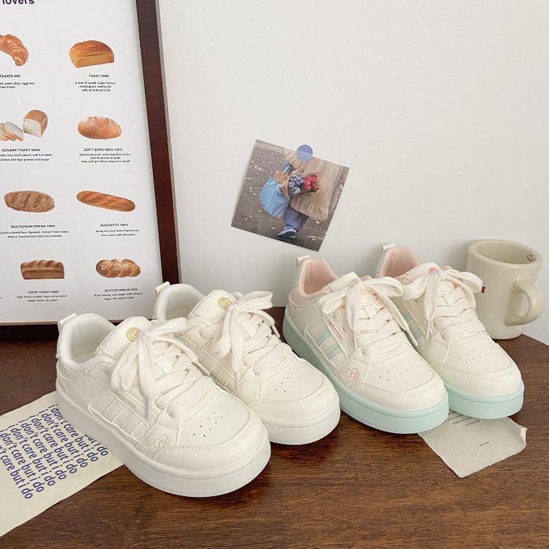 Thick-soled Women's Shoes, Soft Soles Are Not Tired Feet, Small White Shoes, New Autumn Niche Design, Casual Student Sports Shoes