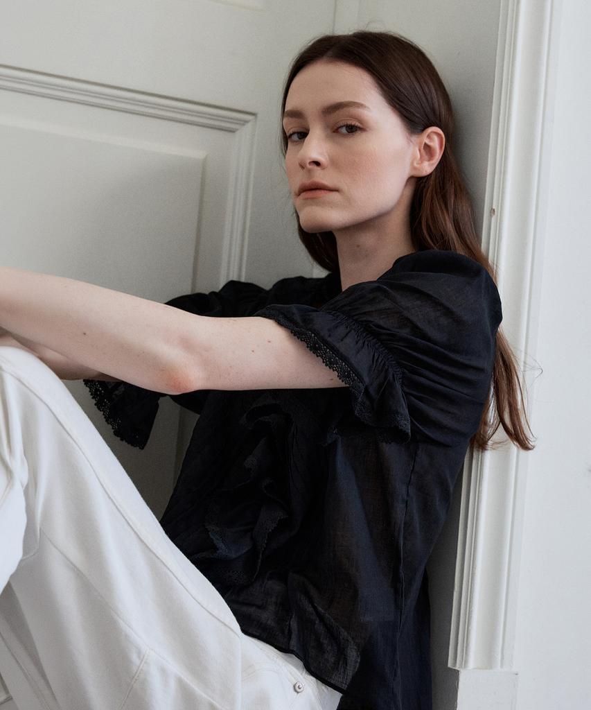 THEELO Lovely Lace Pintuck Blouse (Black)