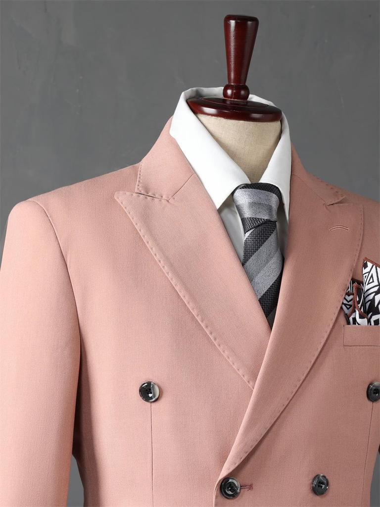 Herren Slim-Fit Dreiteiler: Trendige Business- und Hochzeitsmode.