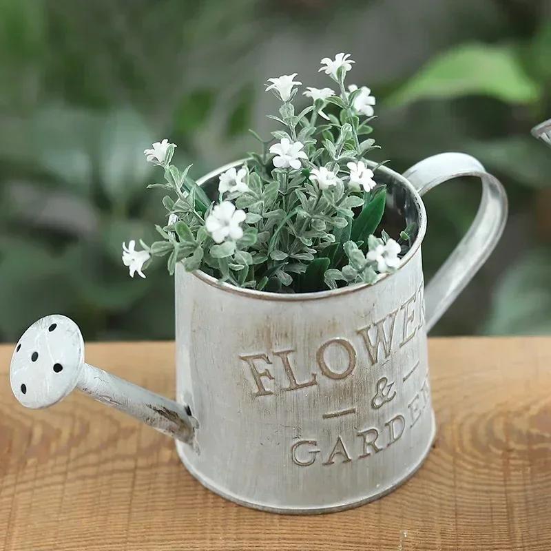 Retro Small Iron Watering Can Home Garden Ornaments Creative Home Decoration Iron Bucket Pots for Flowers