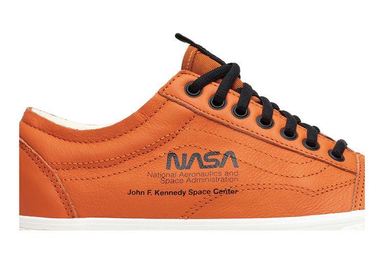 Men's Sneakers Vans Old Skool NASA Space Voyager Firecracker