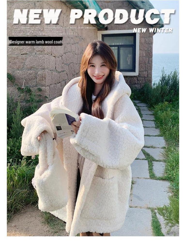 Korean Style Women's Winter Lambswool Coat, Hooded and Thickened for a Warm, Slim Look