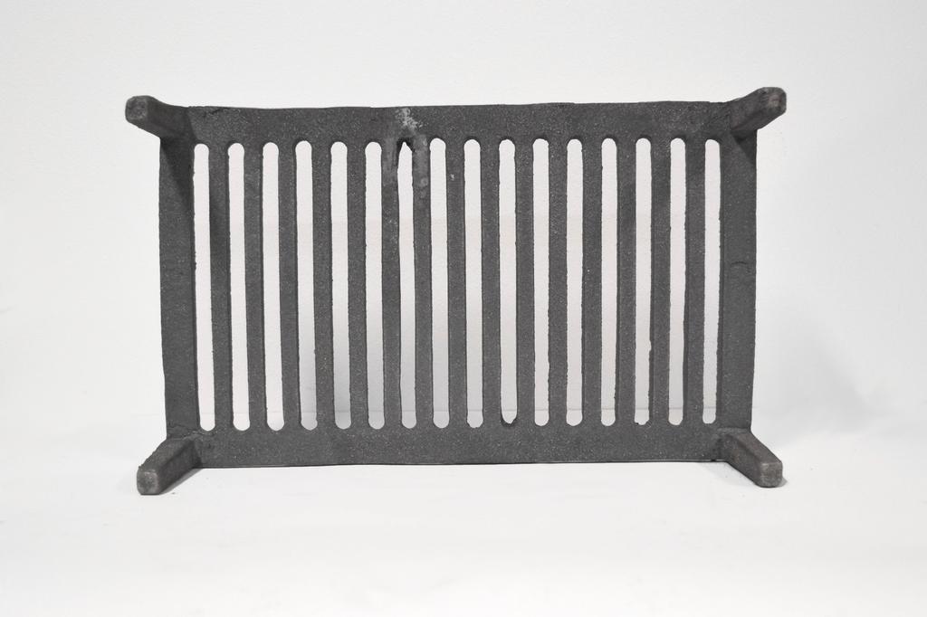 Ca145 - 39 X 23,5 Cm - Grătar din Fontă pe Picioare pentru Șemineu, Grătar