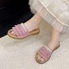 Fashion Fashion Tassel Decorated Flat Heel Outdoor Slippers Women 2025 Summer Luxury Glitter Pearl Chain Beach Sandals Soft Sole Slides