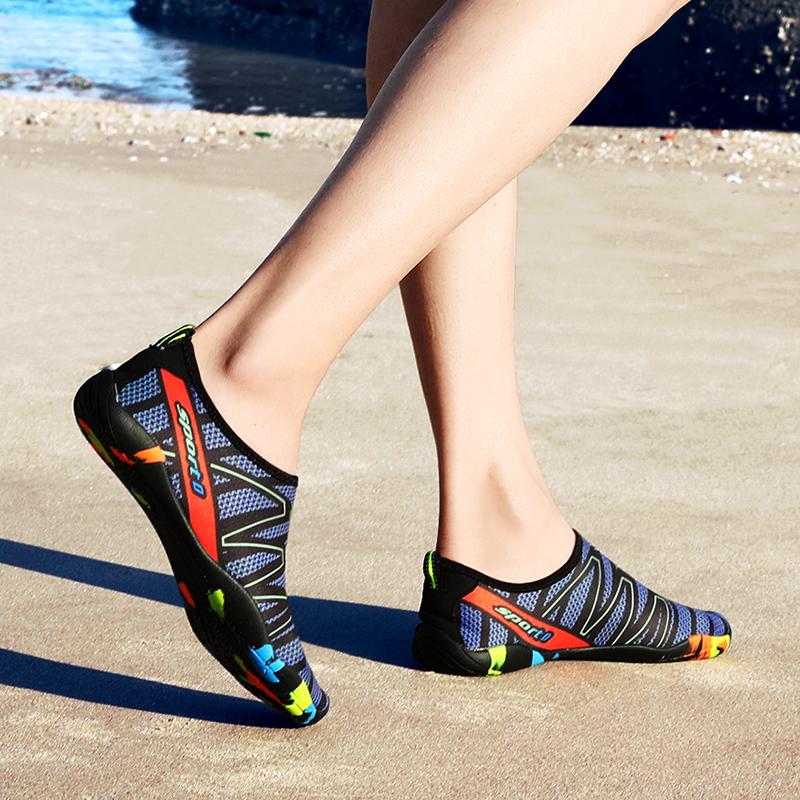 Männer elastische weiche Aqua-Schuhe Frauen leichte schnell trocknende Wat-Sneaker für Spaziergänge am Meer Surf-Schuhe Slip-on-Schwimmschuhe Größe 35-46