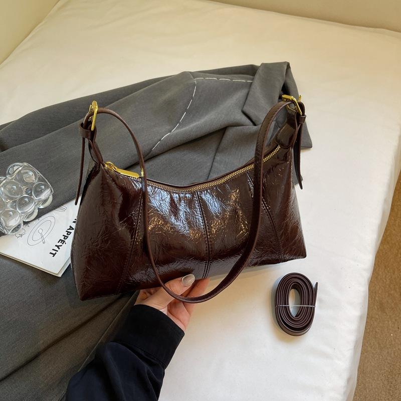 High Value Bag Women's Bag New Autumn Portable Messenger Bag Niche Underarm Shoulder Bag Baguette Bag