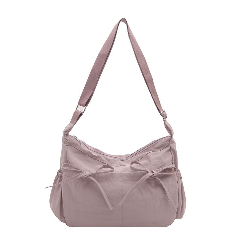Korean Versi Pleated Casual Shoulder Bag, Simple and Versatile Lightweight Tote Bag, Fashiable New Commuting and Class Bags