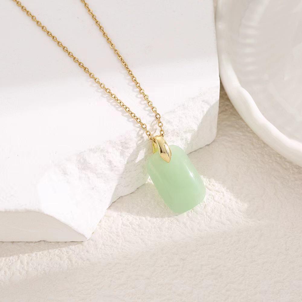 Women's Simple Jade Square Pendant Necklace - Imitation Hetian Jade, Fashionable Clavicle Chain