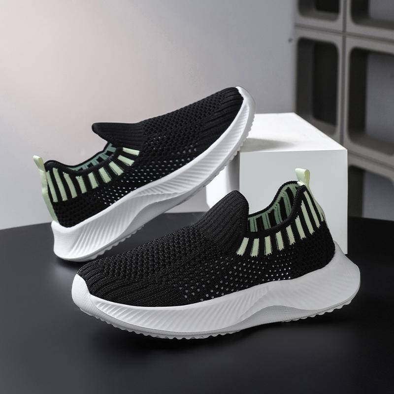 Scarpe Sportive Estive Traspiranti in Rete Slip-On per Bambini Scarpe da Corsa Casual Leggere Scarpe a Calzino alla Moda per Ragazzi e Ragazze Camminata all'Aperto