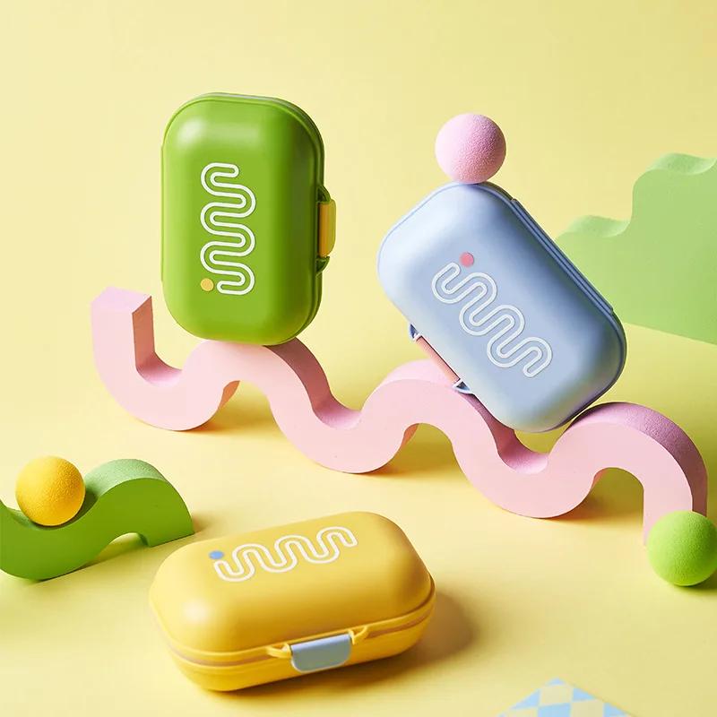 Portable Drainage Soap Box with Lid for Travel Small Soap Box Student Dormitory Soap Box Mini  and Carrying Soap sheets