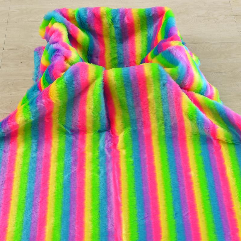 

100x160cm Faux Fur Long Pile Shaggy Rainbow Wave Immitated Fox Fur Fabric, Decoration Background, for DIY Plush Toy Fur Material 100x160cm