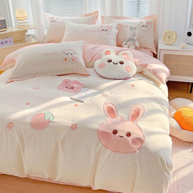 Four Seasons Universal Cartoon Style Four Piece Bedding Set Dormitory Three Piece Quilt Set Bed Sheet Simple Small Four Piece Set