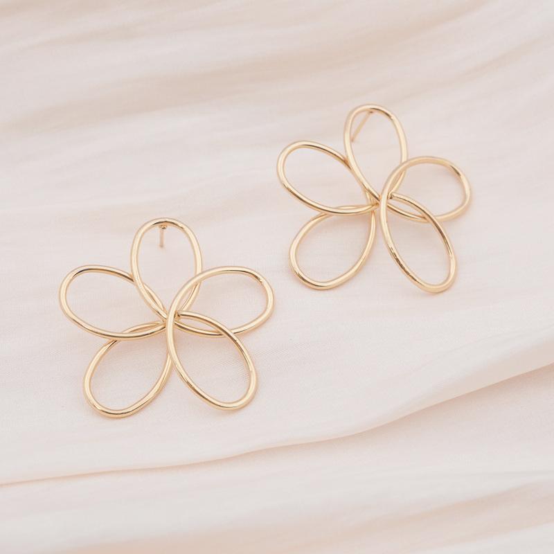 Hollow Large Five-petal Flower Metal Wire Drop Earrings Women's Art Exaggerated Fashion Party Jewelry
