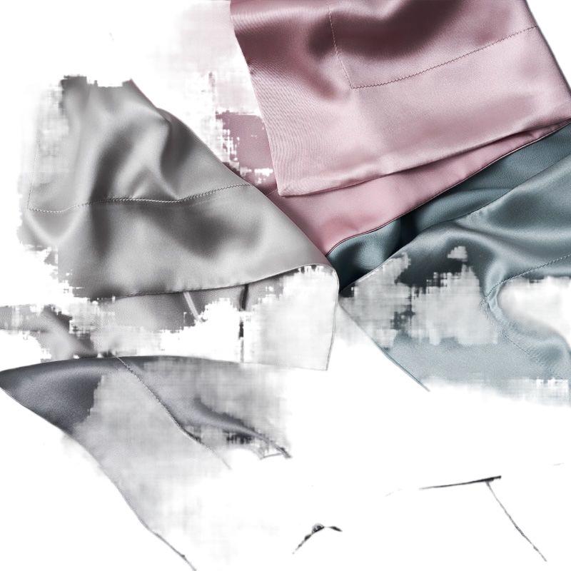 Luxurious Mulberry Silk Pillowcase - Soft, Breathable, Smooth, and Beauty-Enhancing High-Value Pillow Cover.