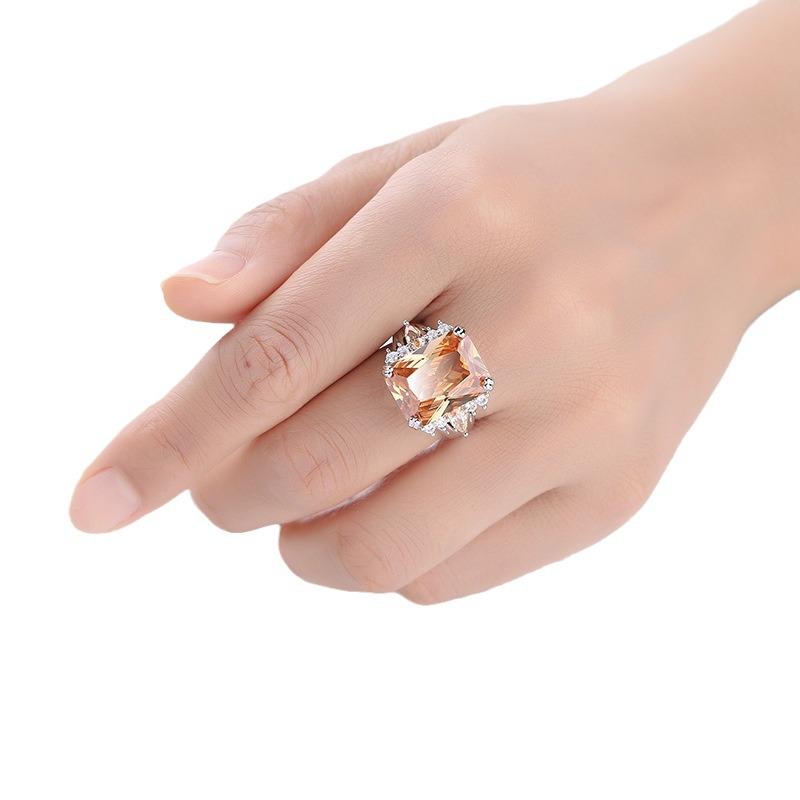 Luxury Women's Colorful Zircon Statement Ring – Exquisite Gemstone Fashion for Parties