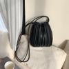 Autumn Winter Fashion PU Leather Crossbody Bag Versatile Use Inner Insert Pocket Shoulder Bag Elegant Pleated Square Bag