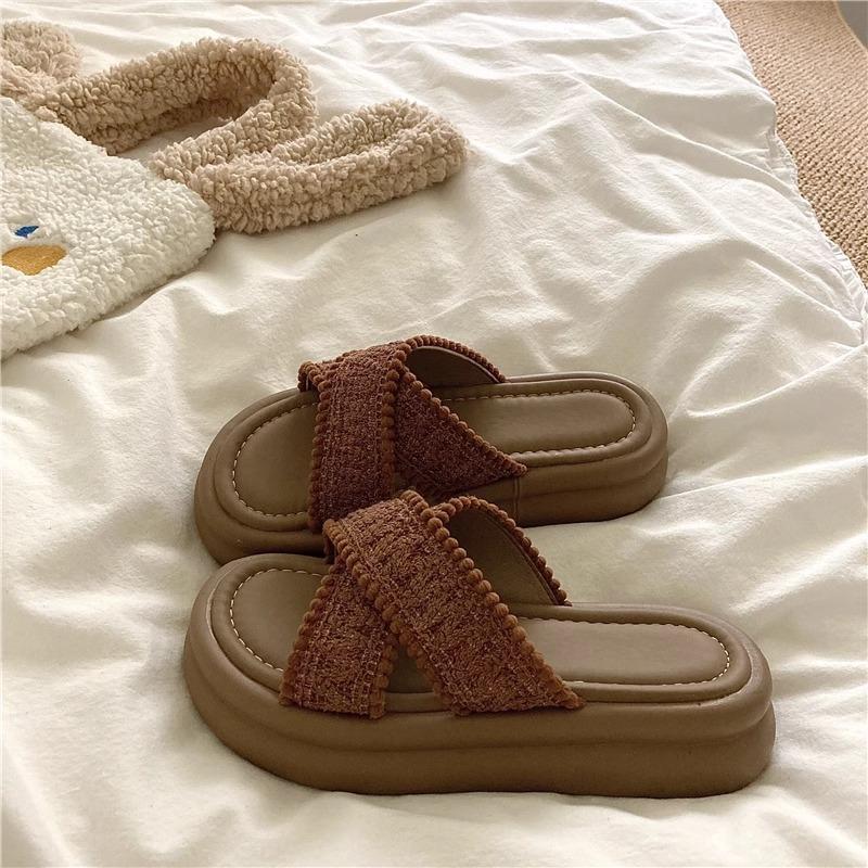 Thick-soled cool slippers women's shoes with skirts versatile sandals summer new non-slip beach shoes